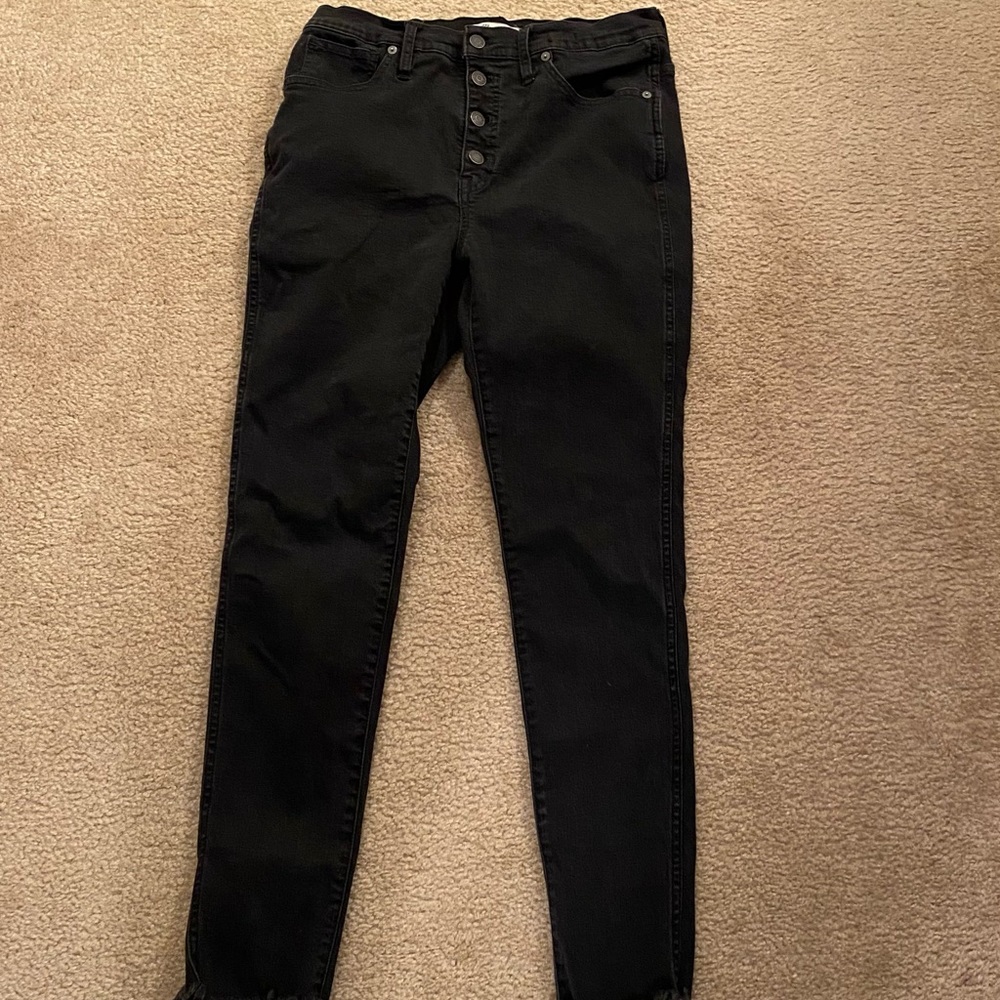 10” high rise skinny jeans in Berkeley black